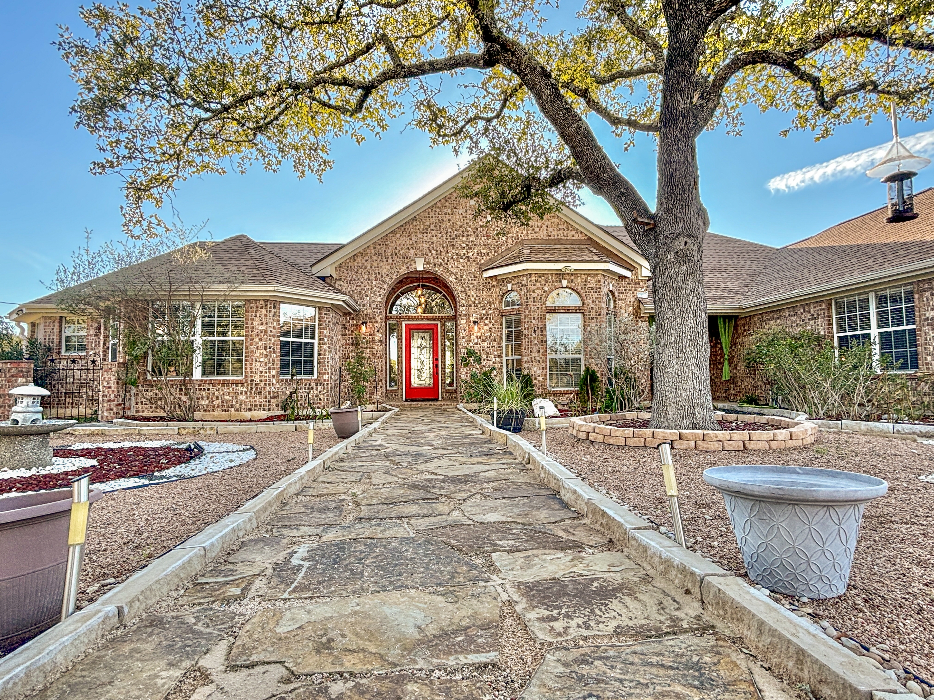 150 Summer Glen Lane