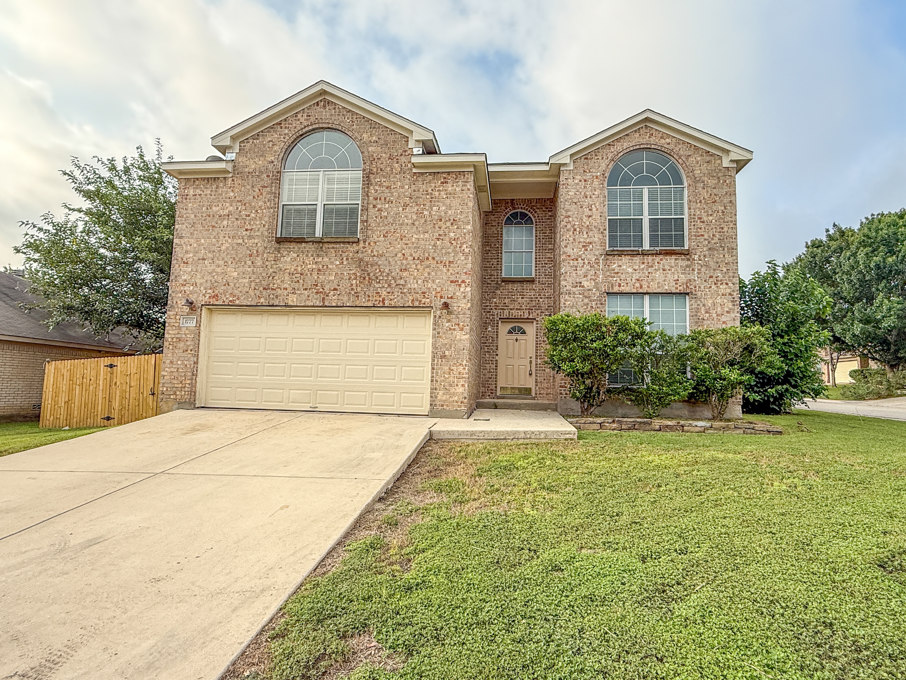 1777 Jacobs Court (2)