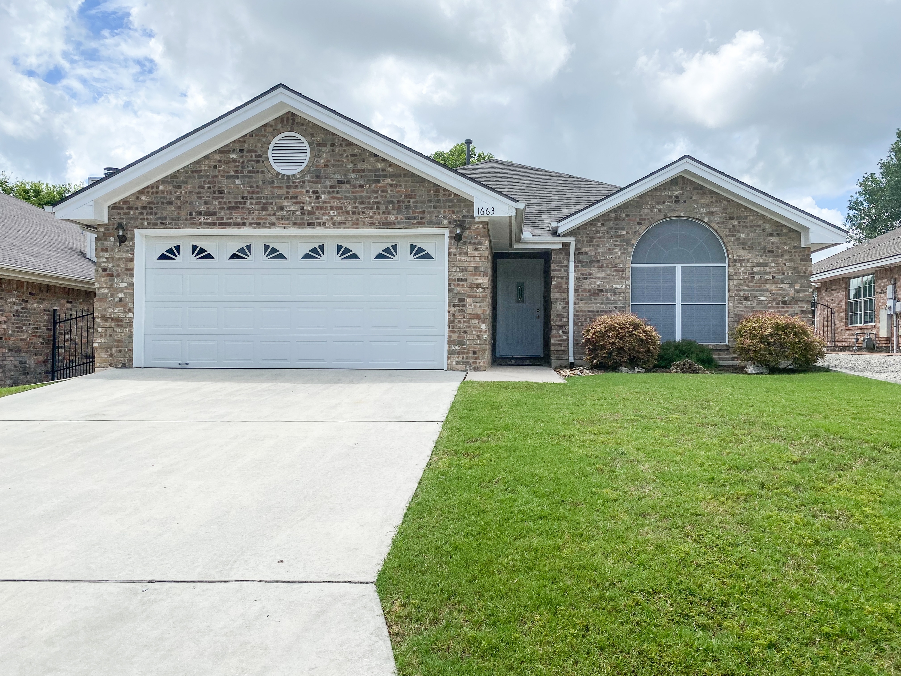 1663 Lantana Circle