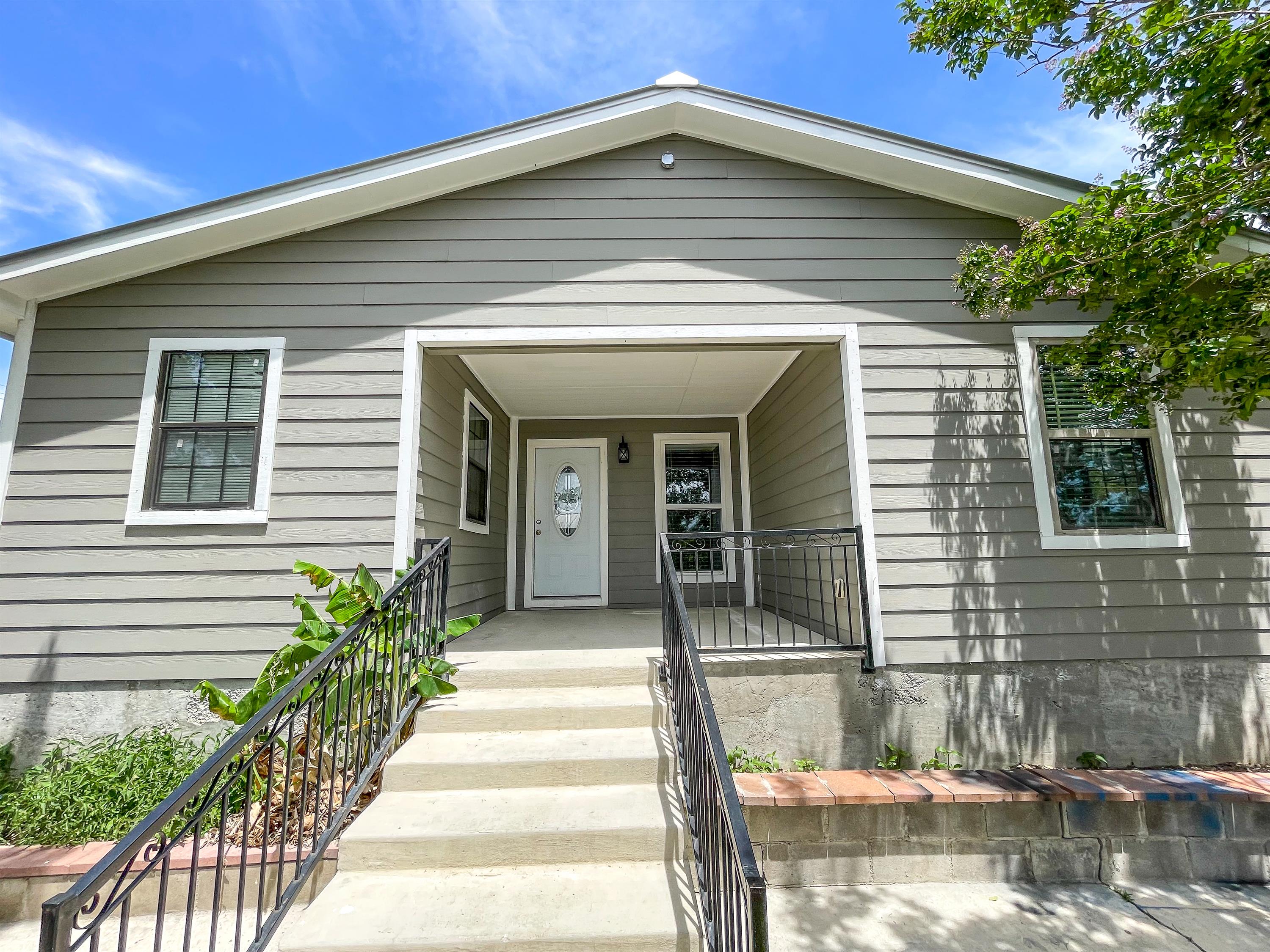 390 Hampshire Street - B