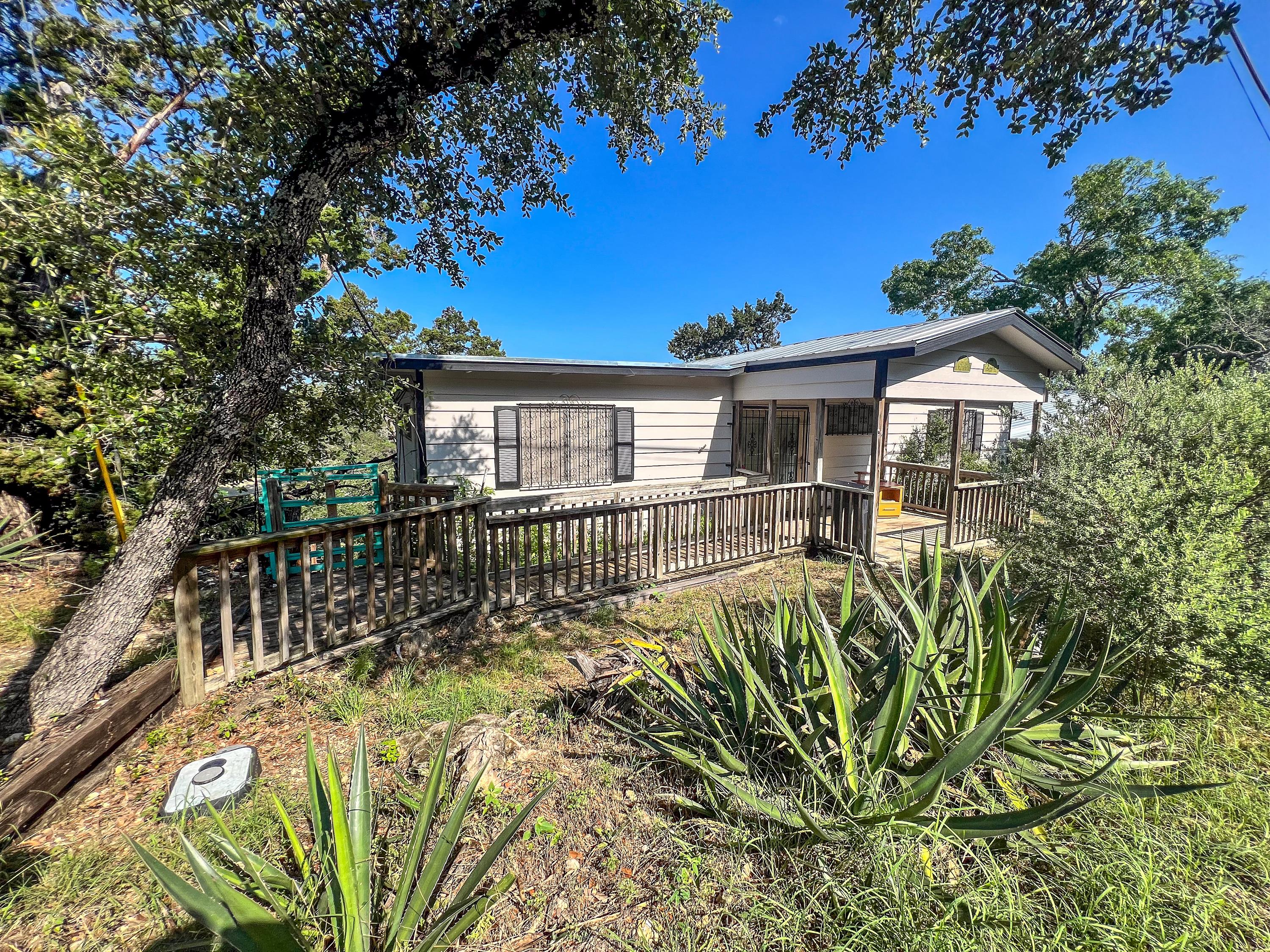 1555 Arrowhead Drive